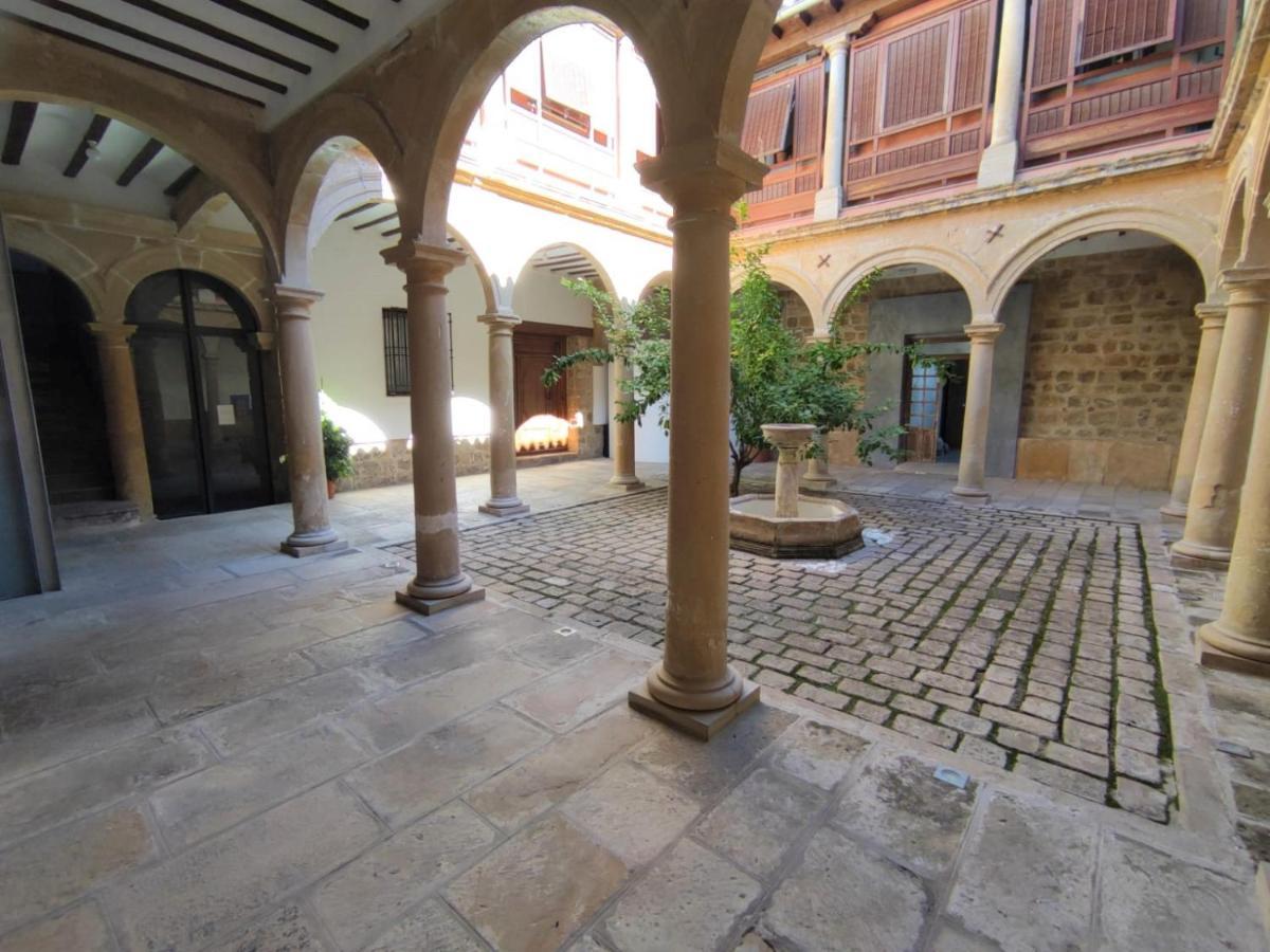 Luz Del Renacimiento Ubeda Apartman Kültér fotó